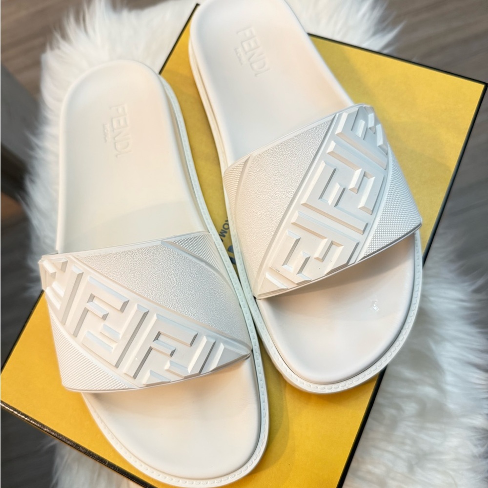 Fendi designer men’s White Slide Sandals